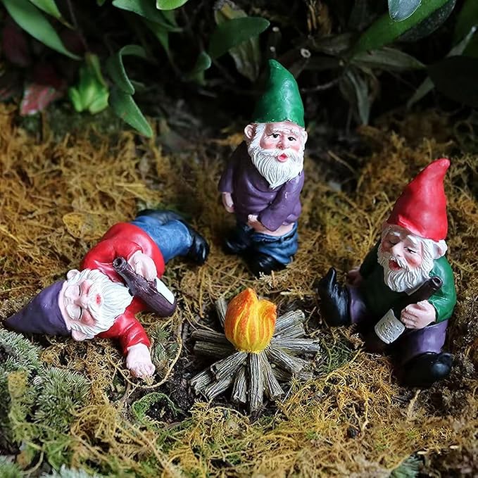 Small Gnomes Garden Decoration for Yerd, 3 Types Mini Funny Gnomes Figurines Room Garden Decor Sculptures for Outdoor Patio Lawn Balcony Plant