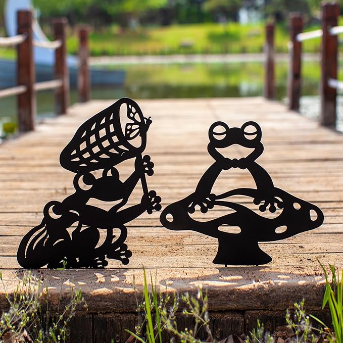 Frog Metal Garden Stakes Decorative, Gifts for Women/Men/Frog Lovers Gifts,Black Frog Silhouette Statues Garden Decor for Outside,Outdoor Decor,Yard Art,Patio,Lawn Ornaments