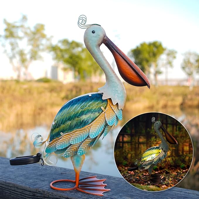 HONGLAND Solar Metal Pelican Statues Garden Sculpture & Statues, Glass Outdoor Pelican Yard Art Coastal Ocean Bird Decor Lawn Ornament for Backyard Porch Patio Decor(19 Inch)