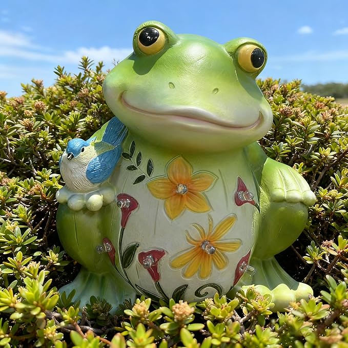 Outdoor Frog Sculptures,Solar Resin Garden Outdoor Statues,Christmas Decorations Frog Gifts Sculptures Decorations for Home Patio,Yard,Lawn, Porch, Ornament