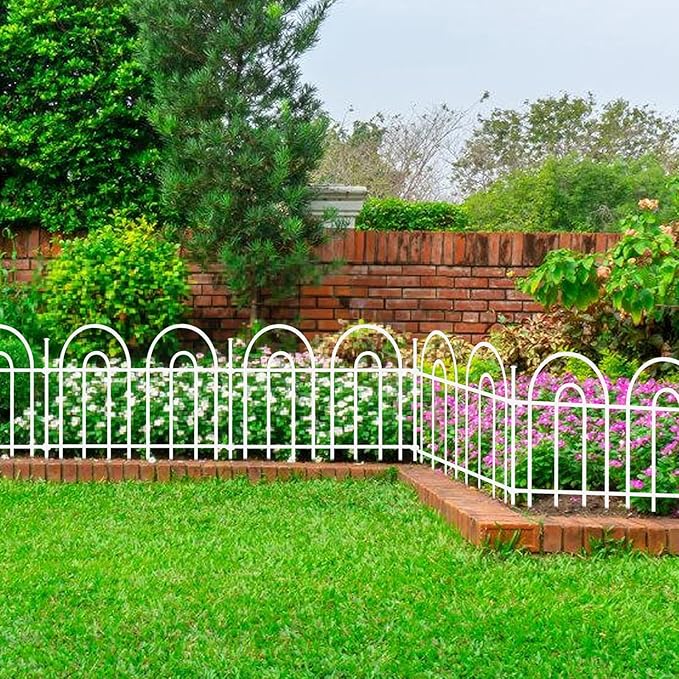 45ft X 13in Animal Barrier Fence, 32 Panels No Dig Fence for Dogs Rabbit, Anti Digging Defense Barrier Garden Edging Border, Rustproof Metal Arched Decorative Garden Fencing for Outdoor, Yard, White