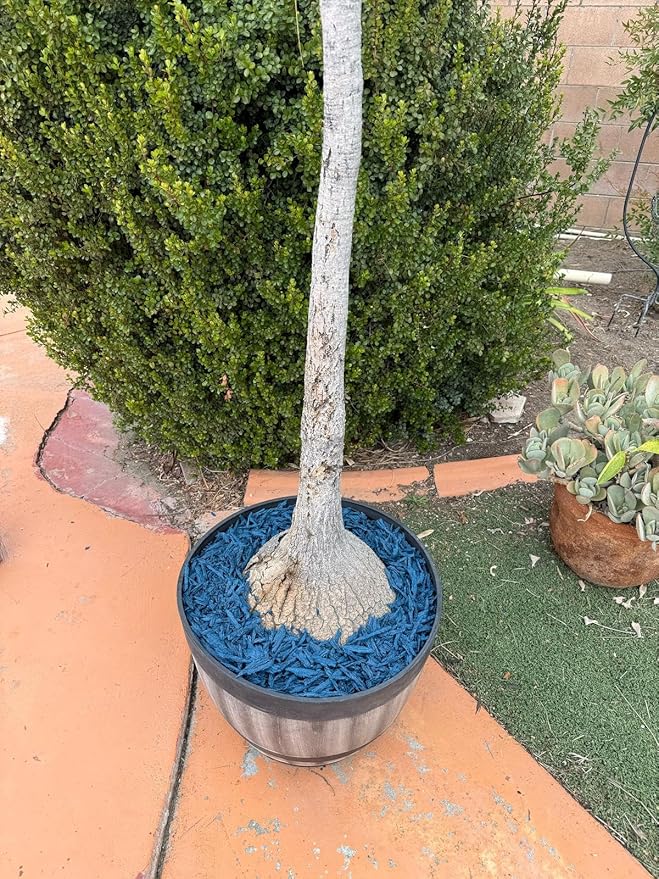 100% Wire-Free Shredded Rubber Mulch – Blue – 10 lb (0.6 cu ft) – Long-Lasting, Low Maintenance, Safe for Kids & Pets – Ideal for Landscaping & Playgrounds