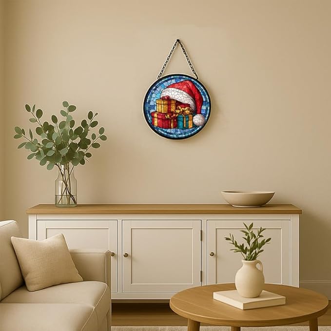 Stained Glass Window Hanging – 6.3 in Santa Hat & Gifts Panel with Chain， Bathroom Front Door Living Room Garden Decor， Gift for Mom Wife Lovers