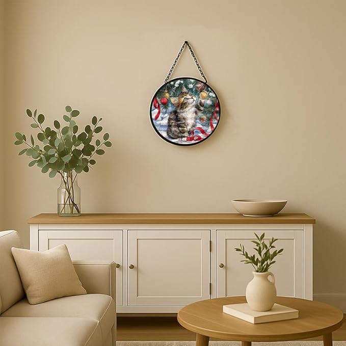 Stained Glass Window Hanging – 6.3 in Christmas Kitten Panel with Chain， Bathroom Front Door Living Room Garden Decor， Gift for Mom Wife Lovers