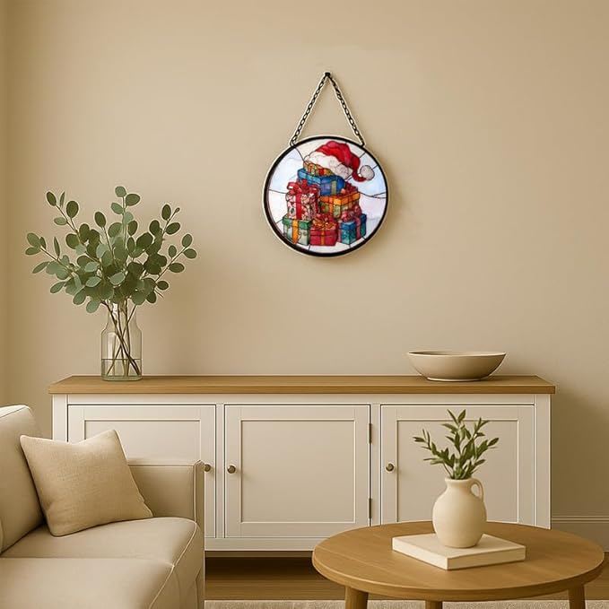 Stained Glass Window Hanging – 11.8 in Santa Hat Panel with Chain， Bathroom Front Door Living Room Garden Decor， Gift for Mom Wife Lovers
