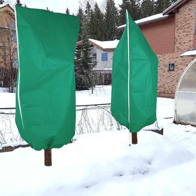 Plant Covers Freeze Protection, 47.2''×70.8'' Winter Cold Weather Frost Blankets Shrub Jacket with Drawstring & Zipper Reusable Frost Protection Cloth for Outdoor Plants Fruit Tree Potted (2 Pack)