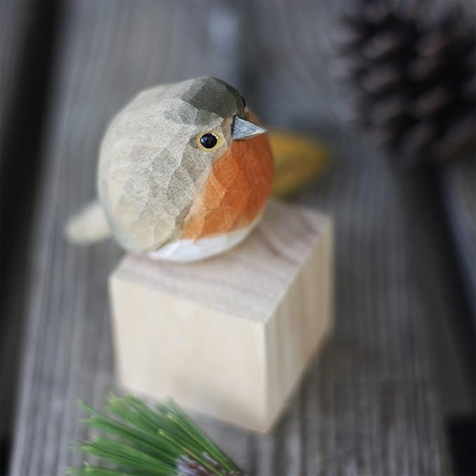 Handmade Wooden Carved Bird Decor Sculpted Hand-Painted Bird Figurines Small Home Decor Bird Statue Shelf Decor BFF Gifts for Bird Lovers (Robin)