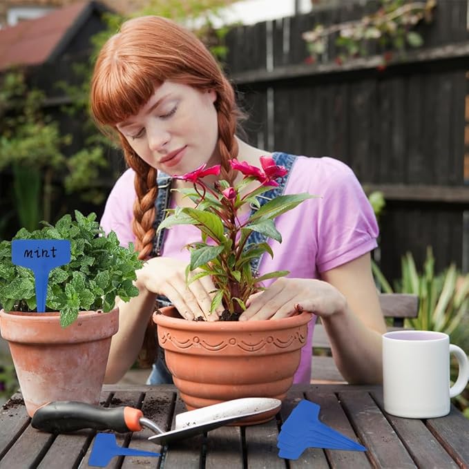 Plant Labels,200pcs Plant Tags,Blue Plant Markers,Gardening Supplies,Garden Labels Outdoor Waterproof,Garden Markers,Plastic Plant Labels for Seedlings,Garden Accessories for Outside,Plant Nursery