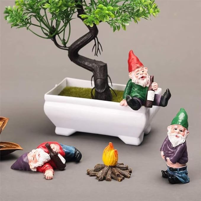 Small Gnomes Garden Decoration for Yerd, 3 Types Mini Funny Gnomes Figurines Room Garden Decor Sculptures for Outdoor Patio Lawn Balcony Plant
