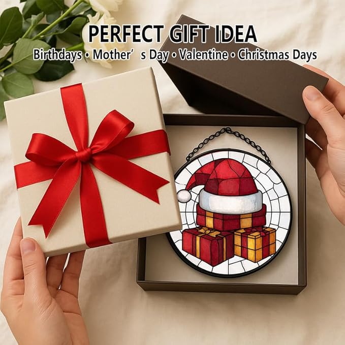 Stained Glass Window Hanging – 7.8 in Santa Hat Gift Box Panel with Chain， Bathroom Front Door Living Room Garden Decor， Gift for Mom Wife Lovers