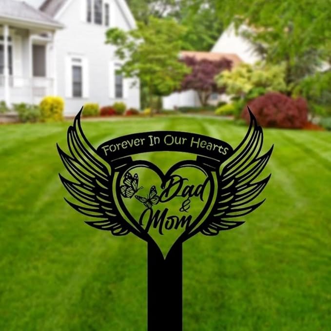 Custom Mom and Dad Memorial Stake – Personalized Cemetery Sign, Heart-Shaped Outdoor Garden Stake, Grave Decoration (Forever In Our Hearts)