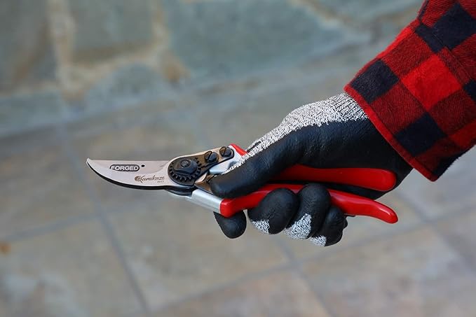Kamikaze Pruning Shears KM-5 Forged Professional Thin Hand Pruners for Gardening. PVC Coated Aluminum Handles. Semi Professional Garden Clippers. Bypass pruning shears. Case is Included
