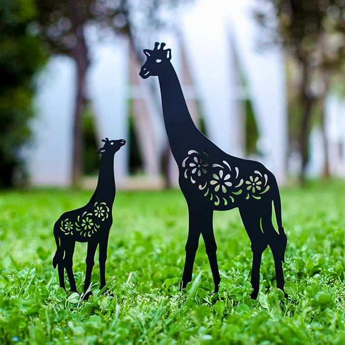 Giraffe Metal Garden Stakes Decorative,Giraffe Gifts for Women/Men/Giraffe Lovers Gifts,Black Giraffe Silhouette Statues Garden Decor for Outside,Outdoor Decor,Yard Art,Patio,Lawn Ornaments