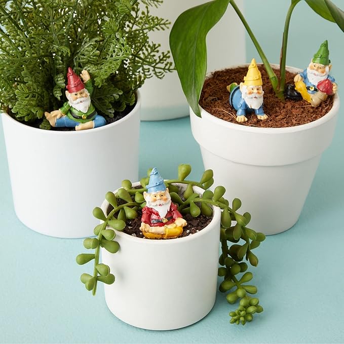 Juvale 4 Pieces Mini Garden Gnomes, Outdoor Statue Set in Funny Poses for Yoga Gifts, Plant Pots Decor (2 in)