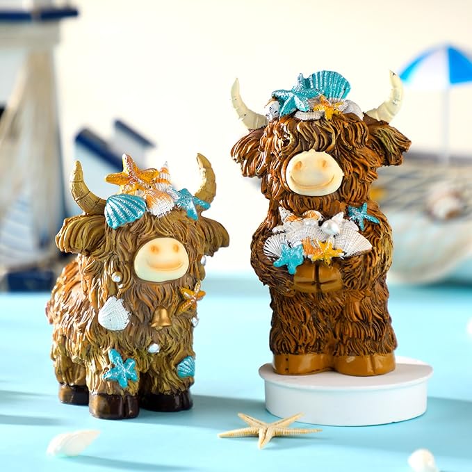 2 Pcs Coastal Christmas Highland Cow Decor Beach Ocean Themed Christmas Highland Cow Figurines Resin Starfish Seashellstatue Calf Lovers Gifts for Home Garden Kitchen Office Tiered Tray Table Decor