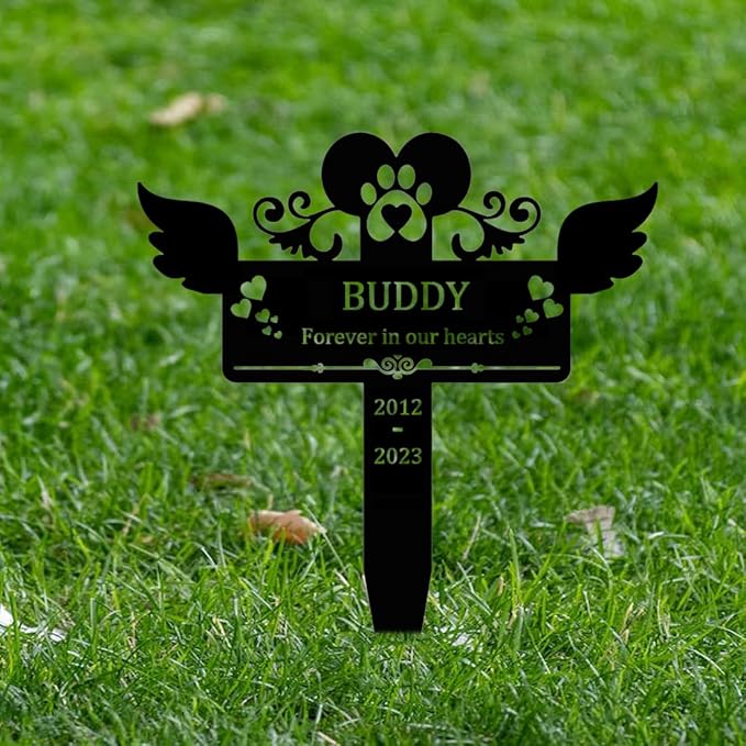 Personalized Pet Grave Marker for Dog Cat Memorial Stake, Custom Metal Pet Memorial Grave Marker, Dog Paw Hearts Burial Stake Cemetery Grave Plaque for Outdoor, Customized Remembrance Sign