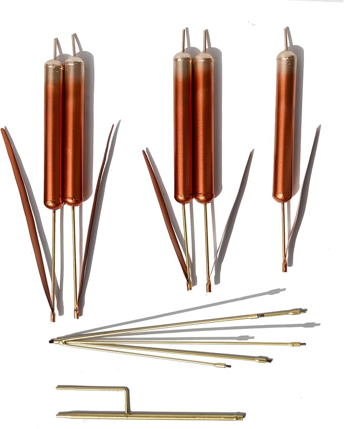 Cattail Stake Outdoor Decor – Pleated Copper Metal Yard Cattail Plant Art Poles for Garden Patio
