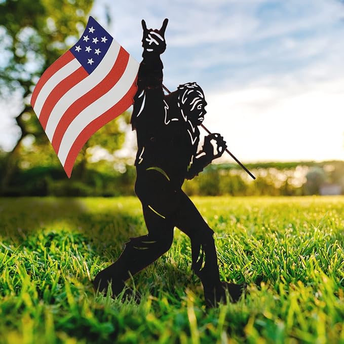 TT & MM Christmas Big Foot Sasquatch Gifts for Men/Women,Bigfoot Yard Decor Metal Garden Stakes,Patriotic Decorations Outdoor Bigfoot Silhouette Statues for Yard Art,Patio,Lawn