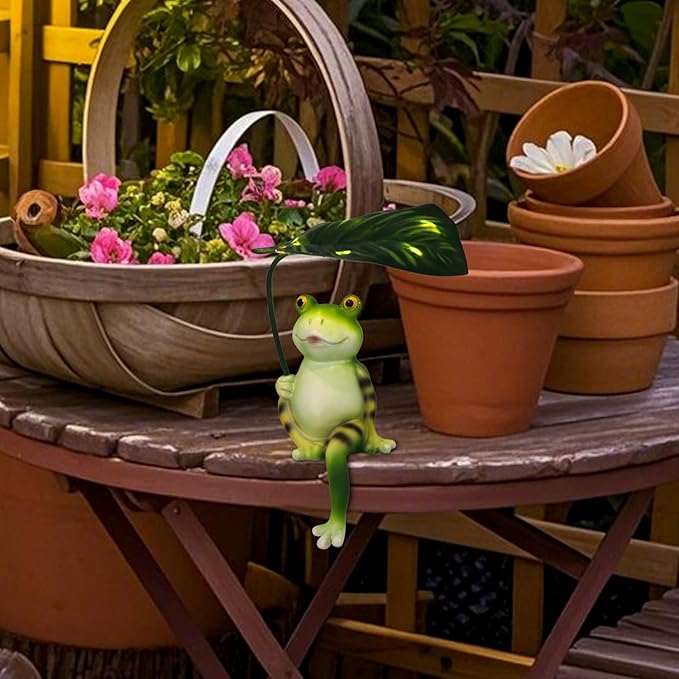 Solar Garden Statues Frog Garden Decor Figurine Lights with Umbrella for Outside,Yard Decorations Outdoor Patio Decor,Gardening Gifts for Women Mother's Day