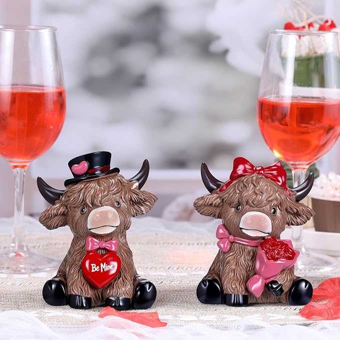 Karenhi 2 Pcs Valentine's Day Highland Cow Figurines Love Heart Rose Highland Cow Gnomes Scottish Resin Statue Calf Lovers Romantic Gifts for Valentines Home Kitchen Office Tiered Tray Table Decor