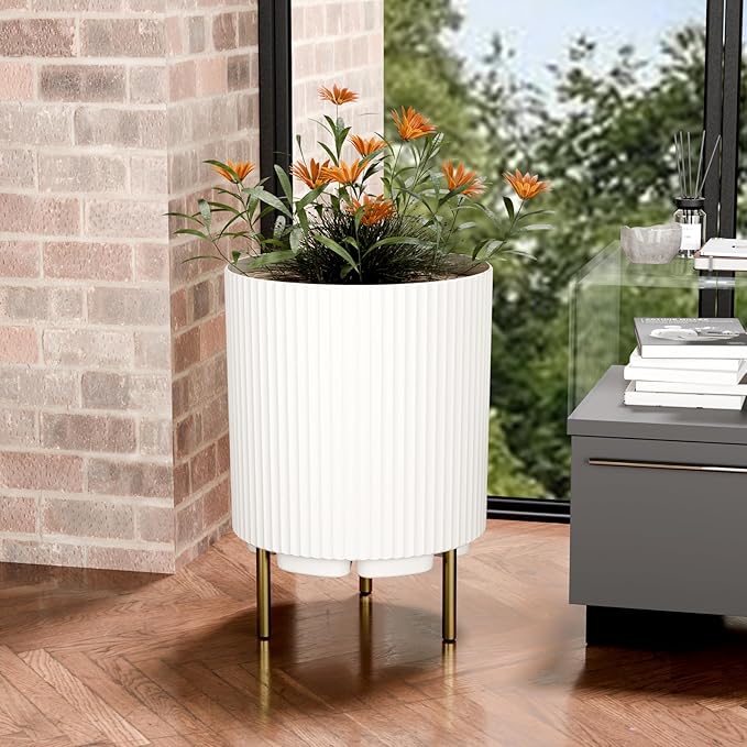 FONTOI 20.3'' Round Planter Stand, Plastic Striped Planter with 3 Holder, Indoor/Outdoor Flower Pot, White