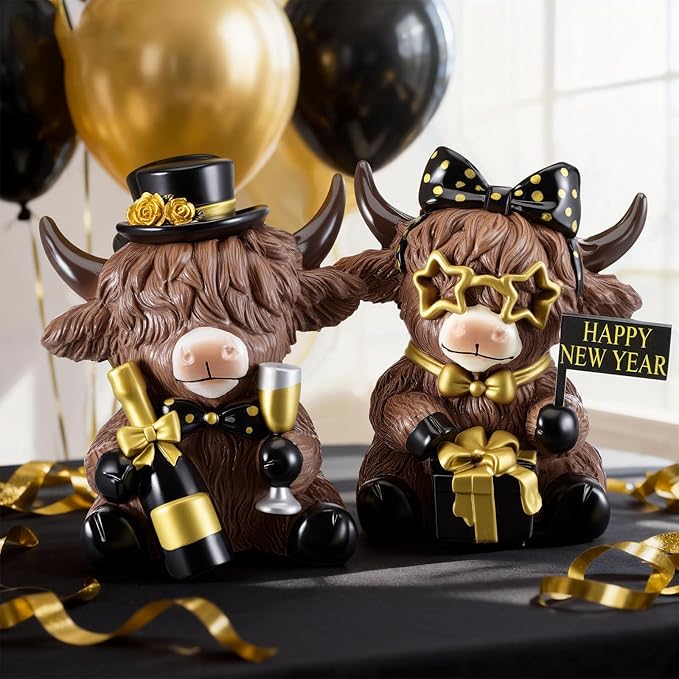 Karenhi 2 Pcs 2025 New Year Highland Cow Figurines, Happy New Year Cow Gnomes with Champagne and Gift Box, Resin Statue Calf Lovers Gifts Cute Yak Home Collectibles for Holiday Decor