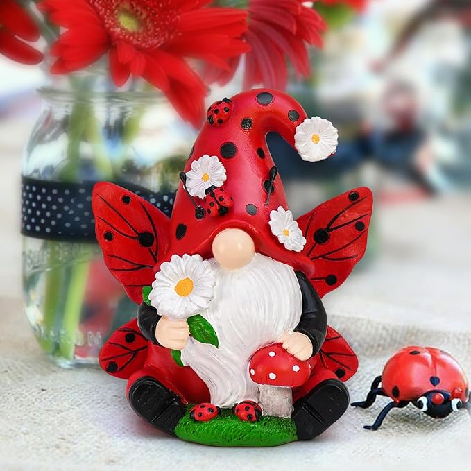 Ladybug Gnomes Decorations Resin Ladybug Figurines Decor Spring Kitchen Decor Gifts for Women Summer Garden Gnomes Decorations Ladybug Gnomes Garden Gnomes Decor Lawn Outdoor Decor