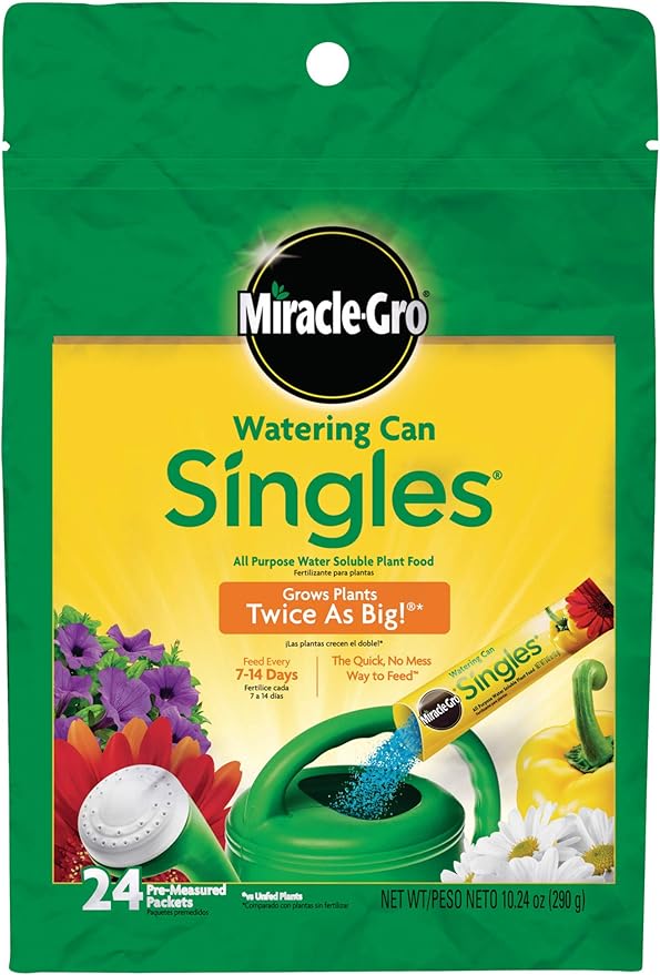 Miracle-Gro Watering Can Singles All Purpose Water Soluble Plant Food, for Flowers, Vegetables, Houseplants, Trees, Indoor and Outdoor Plants, 24 Packets (Pack of 6)