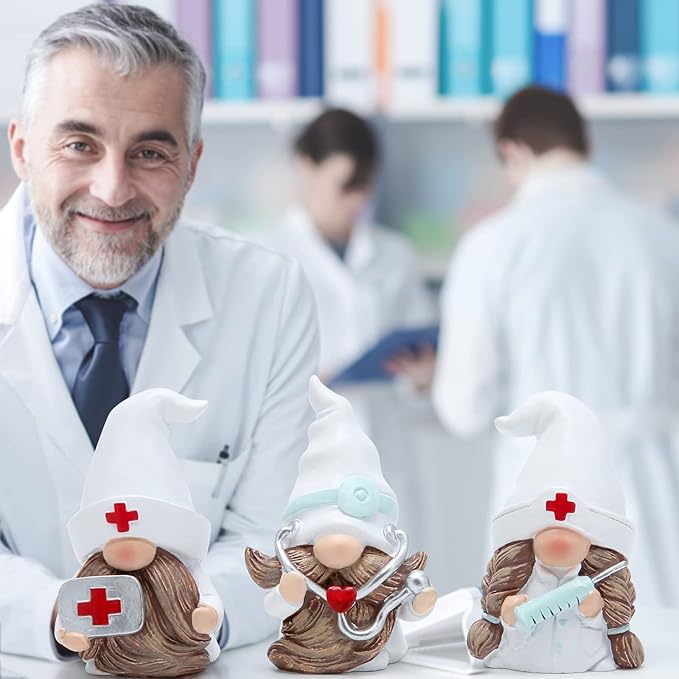 Hodao 3 PCS Doctor Home Gnome Figurines Decoration Doctor Gnomes Ornaments Scandinavian Tomte Elf Decor Gifts Summer Gnomes Figurines Home Decoration Table Hospital Nurse Gnome Decor