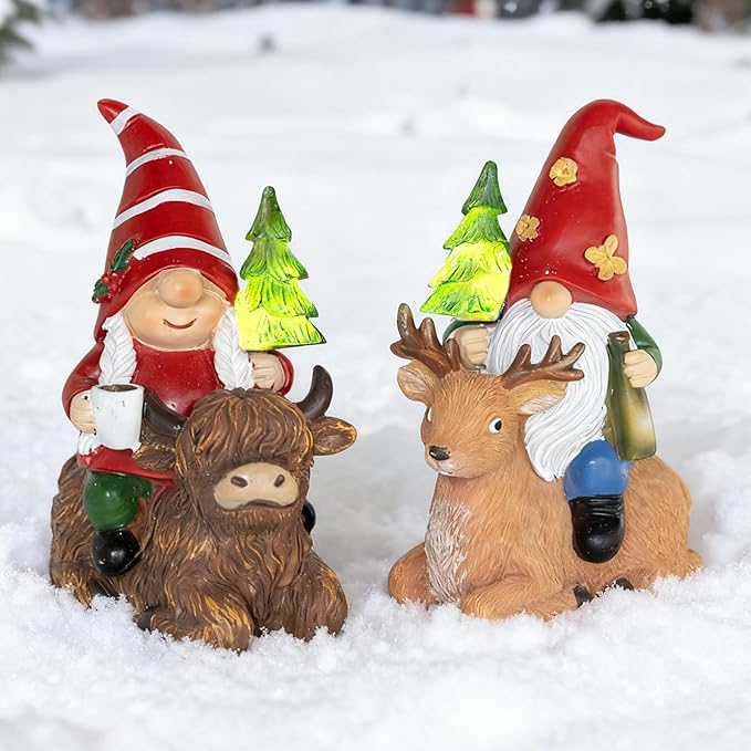 2 Pcs Gnome Garden Decor Statue Highland Cow and Reindeer, Solar LED Lights Gnomes Garden Sculpture Decorations for Yard, Gnomes Gifts for Women