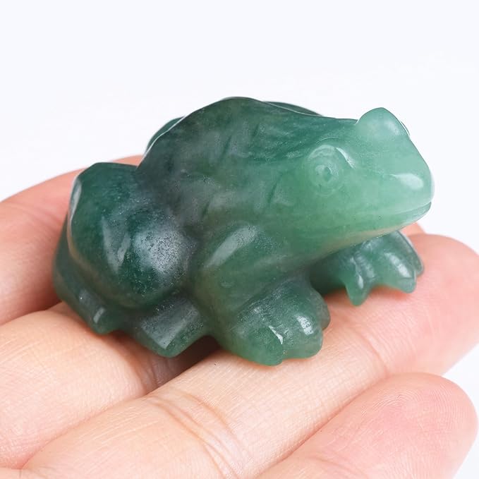 2 Inch Green Aventurine Frog Crystal Figurine，Frog Gifts Healing Crystal Decor，Frog Garden Statue Stone Energy Gemstones, in Bedroom Office Christmas Meditation Gifts Aquarium Decoration