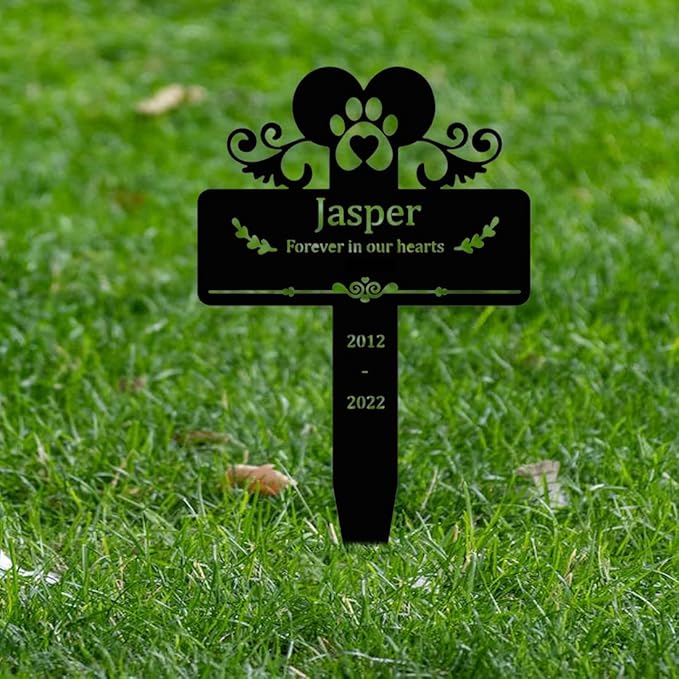 Personalized Pet Grave Marker Dog Memorial Garden Stake, Custom Dog Name Memorial Stake Metal Garden Decor Sign Cemetery Grave Plaque Stake for Outdoor Yard Lawn Sympathy Garden Stake