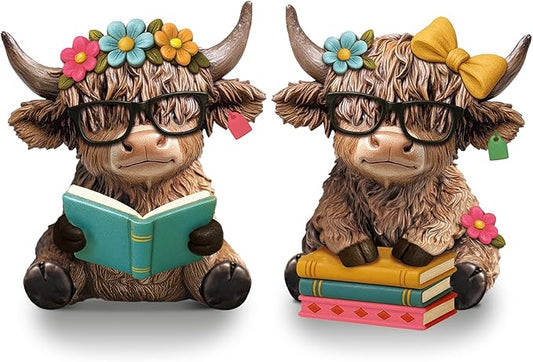 Wesiti 2 Pcs Highland Cow Figurines Spring Sunflower Highland Cow Gnomes Scottish Resin Statue Calf Lovers Gifts for Summer Home Garden Kitchen Office Tiered Tray Table Decor (Reading)