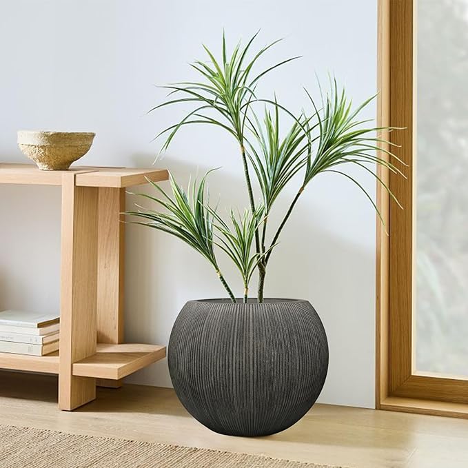 11.8 H x 14.5" Dia (8.9" Pot Opening) Plastic Round Vintage Black Planters for Outdoor Plants, Resin Flower Pot for Indoor and Outdoor Plants, Plant Pot with Drainage Holes and Plug for Patio Garden