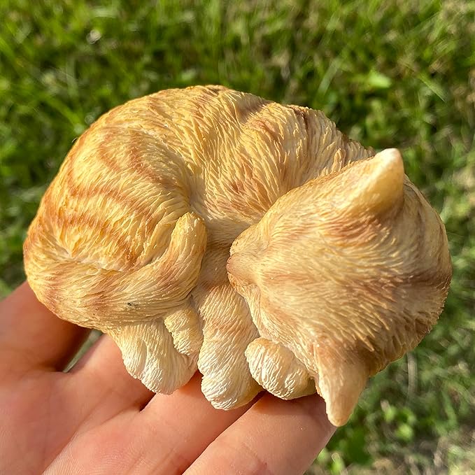 Mini Resin Orange Tabby Cat Statue, Simulated Feline Sleeping Kitten Sculpture, Hand Painted Pet Memorial Figurine for Garden, Desk, or Shelf Decor