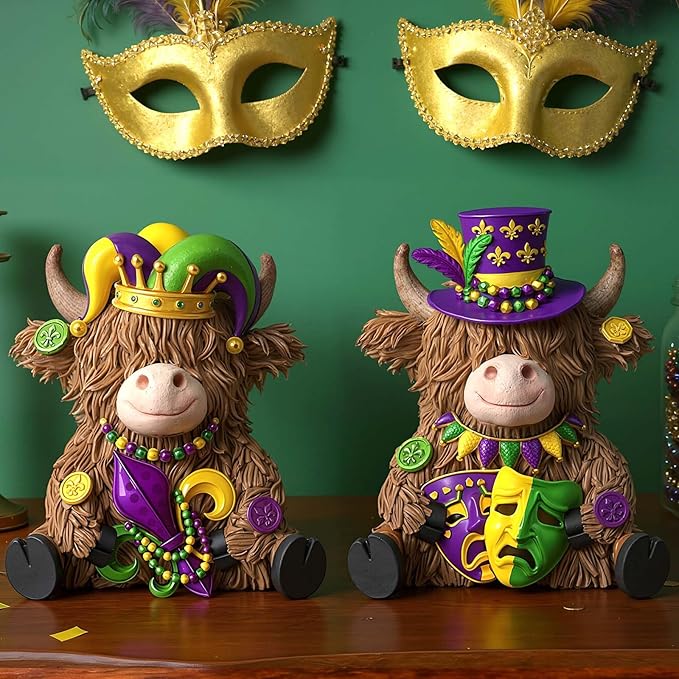 2 Pack Mardi Gras Highland Cow Resin Figurine Mardi Gras Bathroom Highland Cow Gnomes with Mask Starfish Resin Statue for Garden Table Shelf Home Decor Calf Gnome Herd Gifts