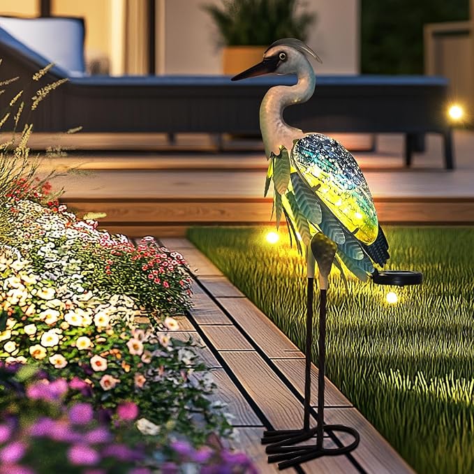 HONGLAND Solar Heron Metal Crane Statue Garden Heron Sculpture, Glass Outdoor Crane Yard Art Coastal Ocean Bird Decor 24 Inch Lawn Ornament for Backyard Porch Patio Decor（Green）