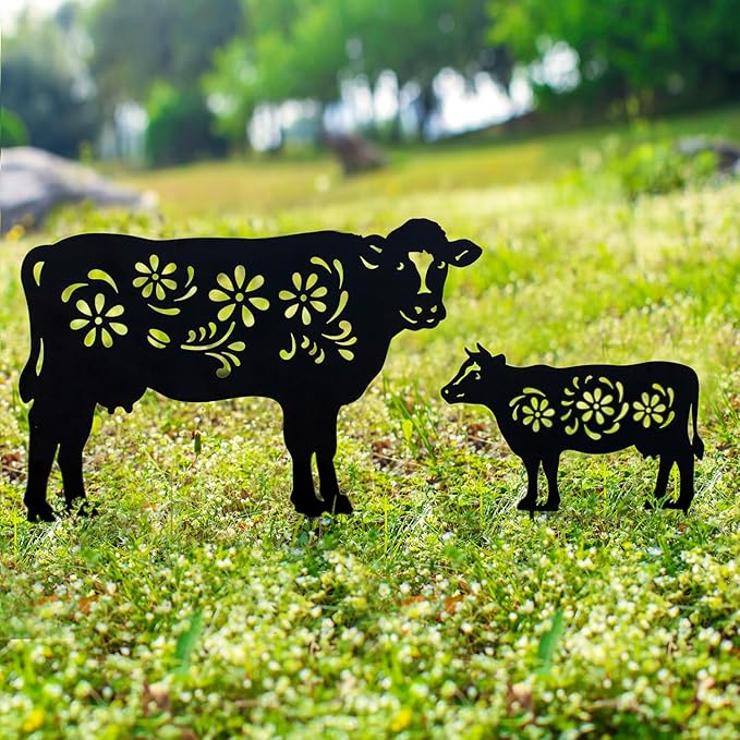 Cow Metal Garden Stakes Decorative,Cow Gifts for Women/Men/Cow Lovers Gifts,Black Cow Silhouette Statues Garden Decor for Outside,Outdoor Decor,Yard Art,Patio,Lawn Ornaments