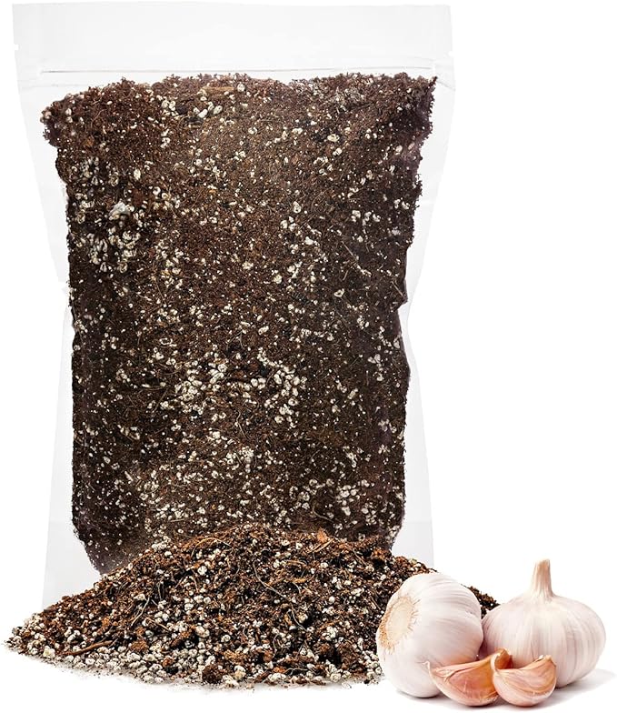 GARDENERA Premium Organic Potting Soil for Garlic - (4 Quart Bag)