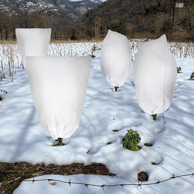 2 Pack Plant Covers Freeze Protection for Winter, 31.5''×23.6'' Frost Cloths for Outdoor Plants Cold Weather Blankets with Drawstrings