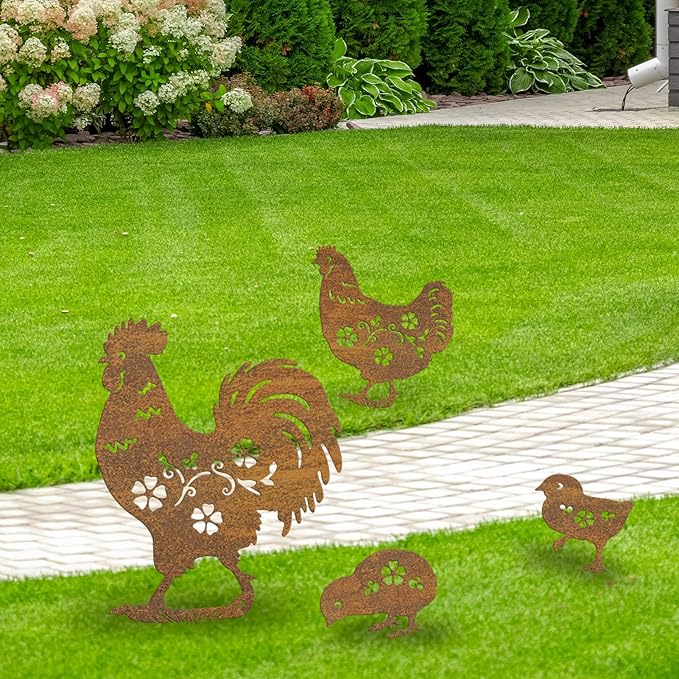 Metal Chicken Garden Decor Outdoor, Chicken Gifts for Women/Men/Chicken Lovers Gifts,Black Chicken Silhouette Statues Garden Decor for Outdoor Decor,Yard Art,Backyard,Patio,Lawn Ornaments (Gold)