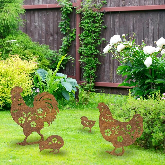 Metal Chicken Garden Decor Outdoor, Chicken Gifts for Women/Men/Chicken Lovers Gifts,Black Chicken Silhouette Statues Garden Decor for Outdoor Decor,Yard Art,Backyard,Patio,Lawn Ornaments (Gold)