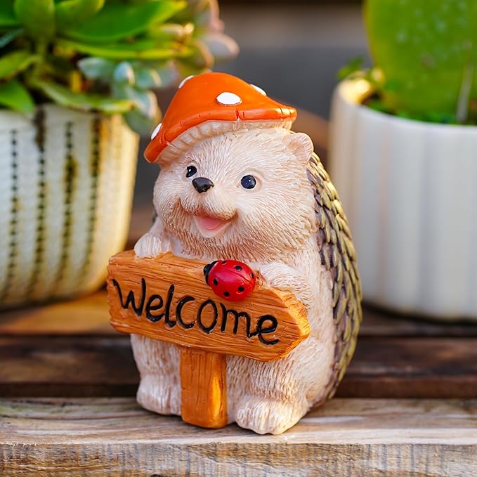 Garden Hedgehog Welcome Sign Statue with Mushroom Hat, Solar LED Ladybug Light, Outdoor Decorative Figurine 4.6in, Housewarming Gift for Patio,Yard,Lawn Ornament