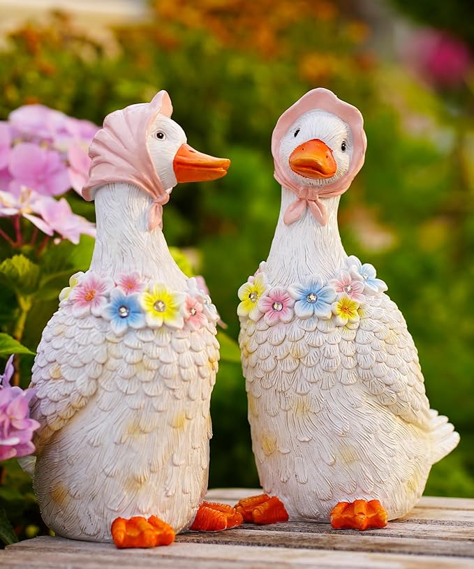 Nacome Solar Goose Outdoor Statues for Garden: Outside Decor with Glowing Flower Clearance for Porch Yard Art Lawn Ornaments Patio Balcony - Birthday Gifts for Women Mom Grandma(White)