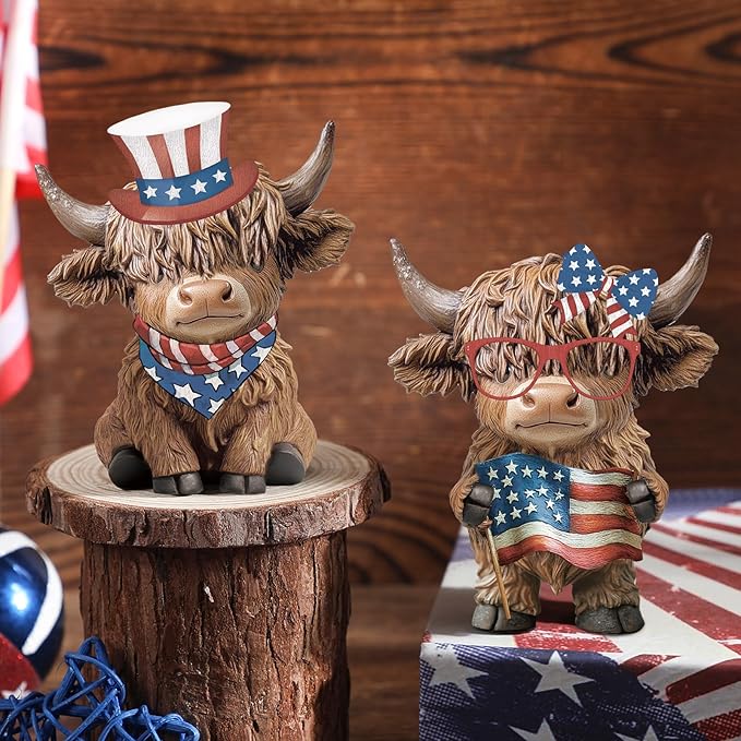 Karenhi 2 Pcs Veterans Day Highland Cow Figurines Patriotic American Flag Highland Cow Gnomes Red White and Blue Scottish Resin Statue for Home Garden Kitchen Office Tiered Tray Table Decor