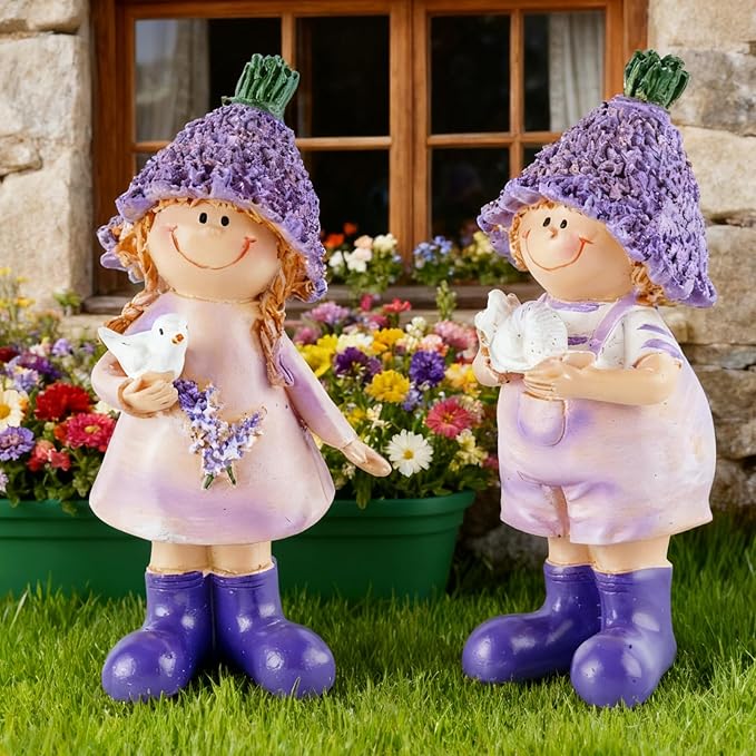 Lavender Outdoor Garden Resin Figurines, Couple Boy and Girl Statues, for Outdoor Patio Lawn Garden Decoration, Valentine's Day Home Decor, Ideal Gift for Mom, Dad and Friends