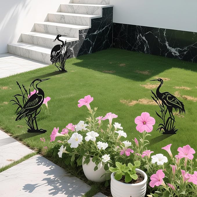 Cranes for Garden,Exquisite Metal Yard Decor Trio: Lifelike Heron Statues Outdoor for Patio & Lawn, Premium Metal Yard Art Gift Set