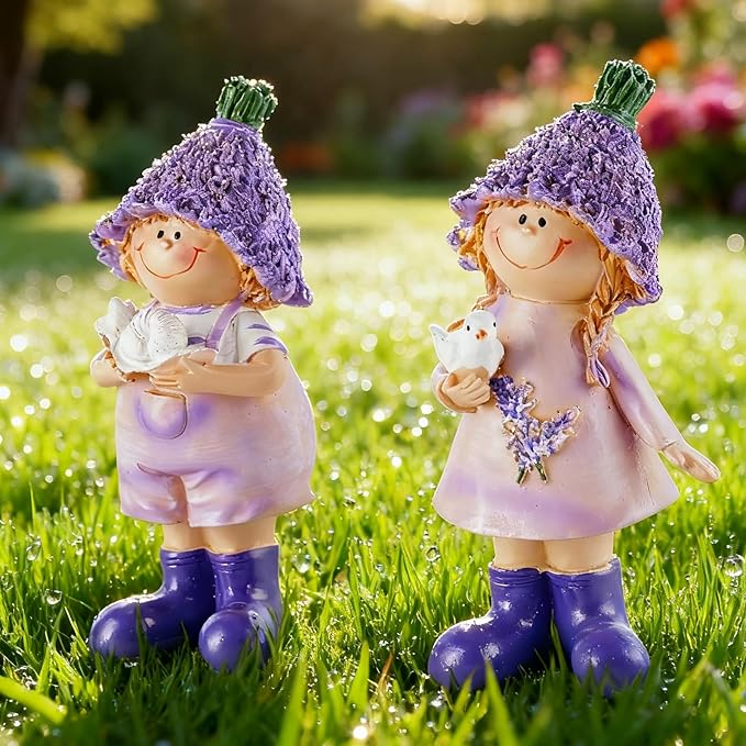 Lavender Outdoor Garden Resin Figurines, Couple Boy and Girl Statues, for Outdoor Patio Lawn Garden Decoration, Valentine's Day Home Decor, Ideal Gift for Mom, Dad and Friends