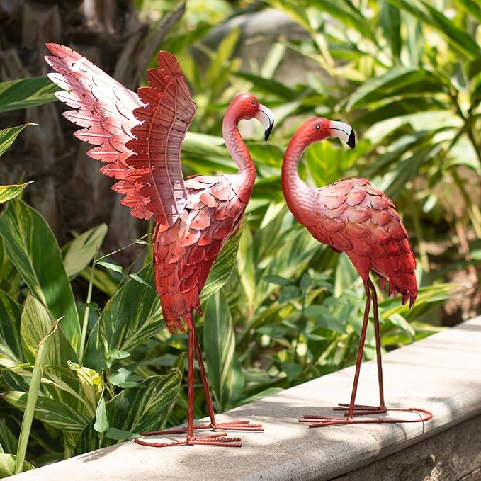 Natelf Flamingo Garden Statues Outdoor Decor, Set of 2 Metal Flamingo Yard Art with Spread & Folded Wings, Weather-Resistant Pink Flamingo Lawn Sculpture for Patio, Backyard - Gift for Women, Mom