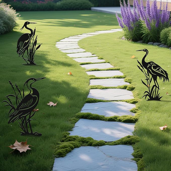 Cranes for Garden,Exquisite Metal Yard Decor Trio: Lifelike Heron Statues Outdoor for Patio & Lawn, Premium Metal Yard Art Gift Set